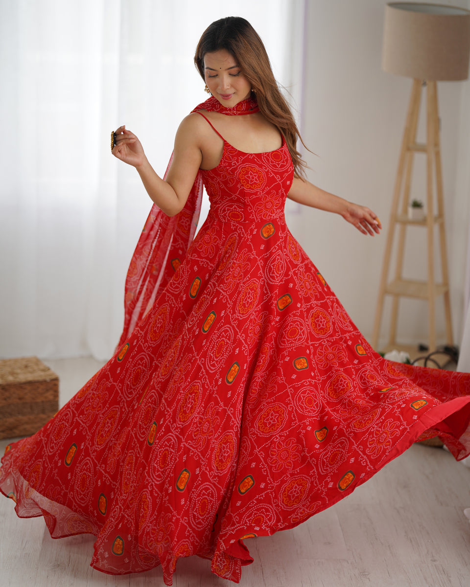floor length bandhani long dress 7 Bandhani Long Dresses with Dupatta that Blends in the Art of Eleganc