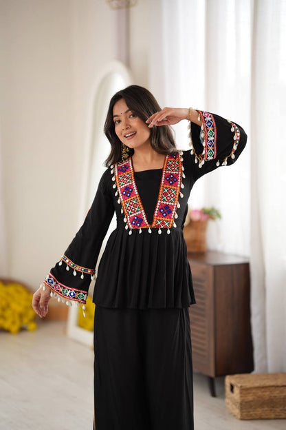Black Gujarati Gamthi Work & Mirror Work Palazzo Suit