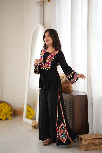 Black Gujarati Gamthi Work & Mirror Work Palazzo Suit
