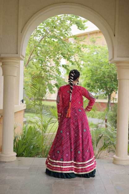 Dark Green Lehenga Choli with Red Bandhani Gamthi Patchwork Shrug