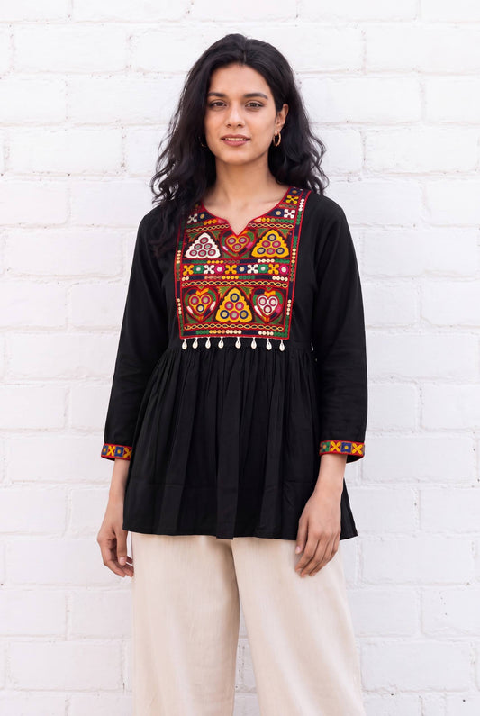 Festive Multicolor Gamthi & Kodi Lace Work Short Kurti