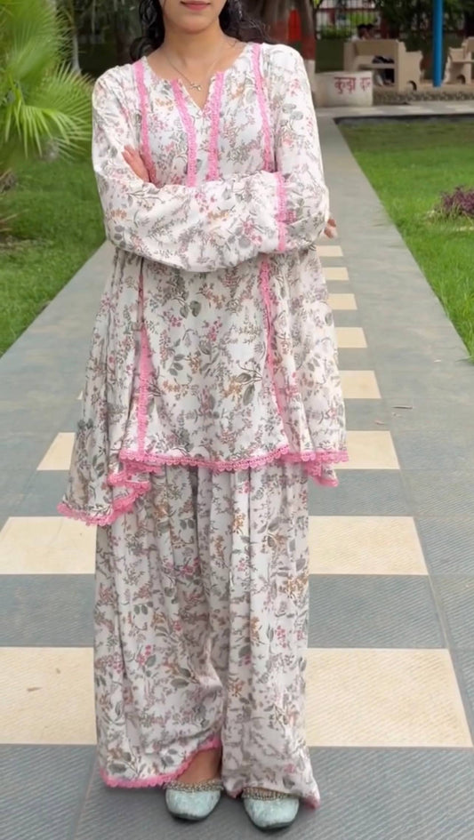 Floral Pure Natural Crepe Farshi Pant Suit Set with Nazmin Dupatta