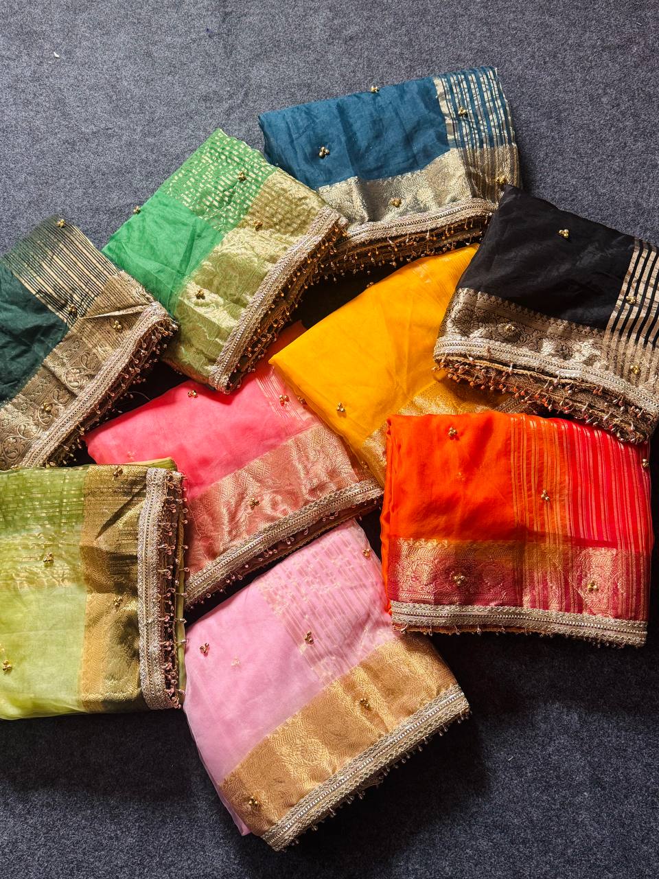 Ghungroo Border Saree with Golden Zari Work & Decorative Tassels