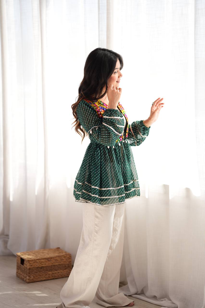 Green Kediya Style Shrug with Gamthi Mirror Work