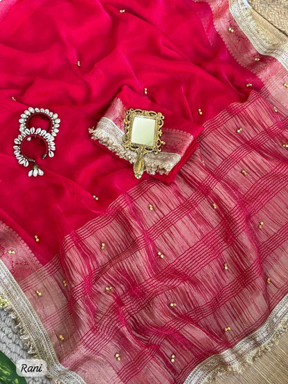 Fendy Chiffon Ghungroo Saree with Golden Zari Border & Decorative Tassels