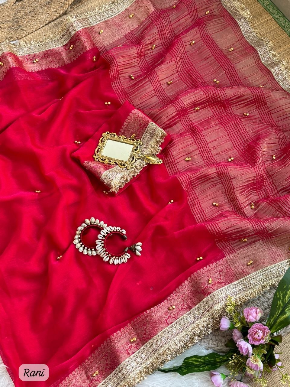 Fendy Chiffon Ghungroo Saree with Golden Zari Border & Decorative Tassels