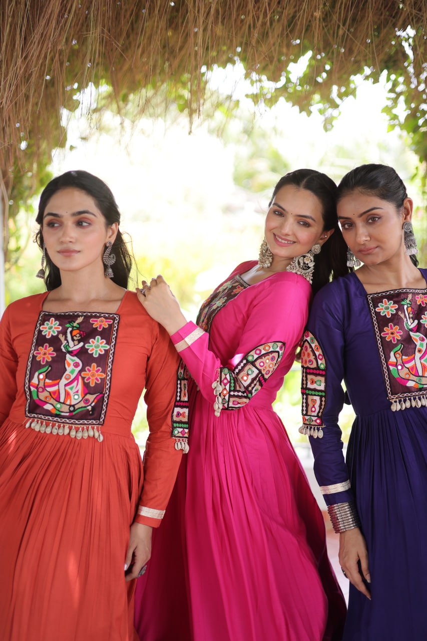 Rayon Kutchi Gamthi Work Gown