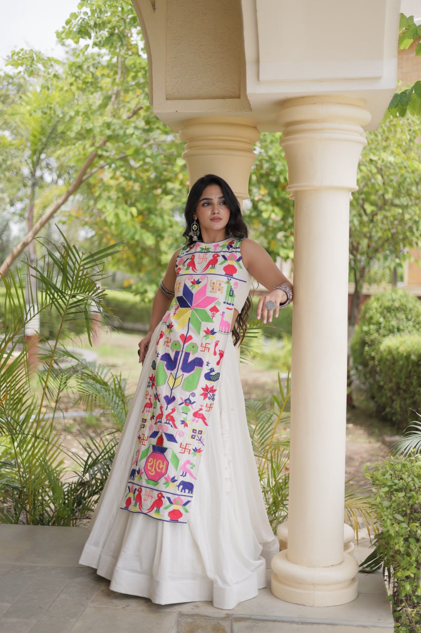 White Kora Cotton Lehenga Choli with Gamthi Thread Embroidered Work