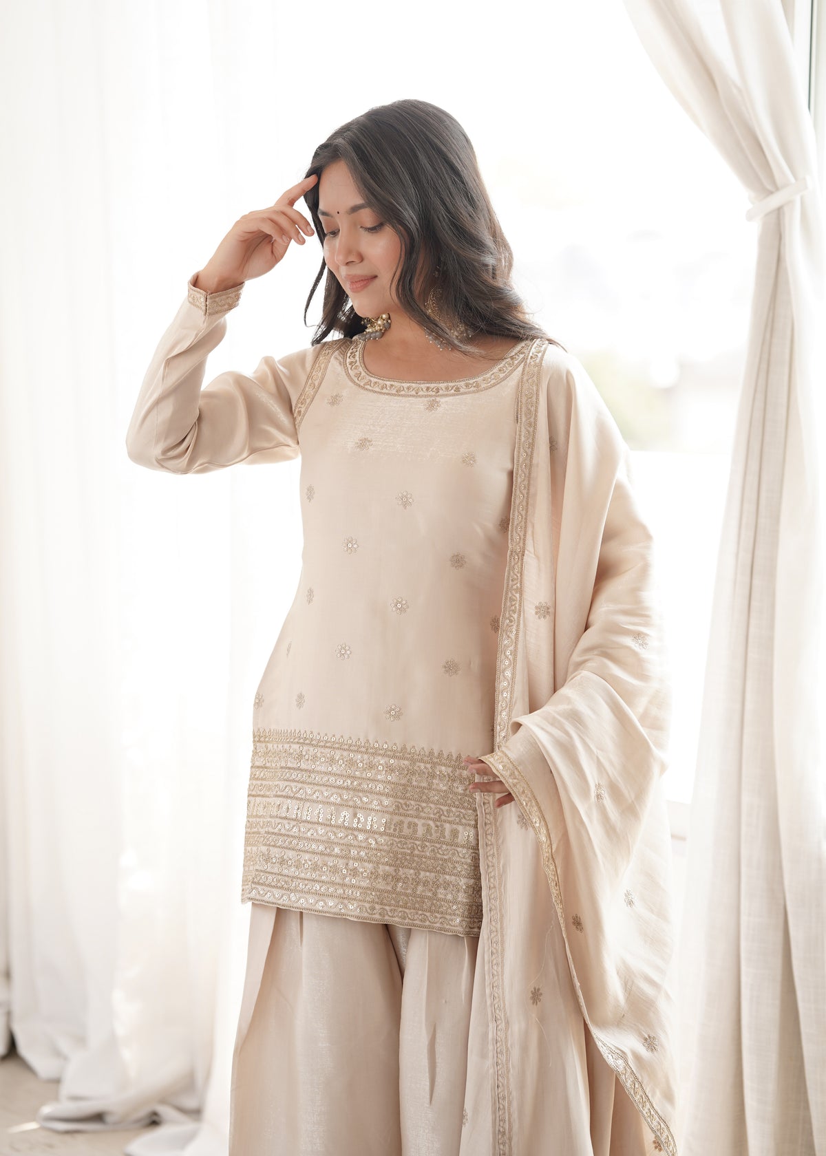 Elegant Ivory Silk Farshi Salwar Suit with Embroidered Dori & Jari Work Dupatta