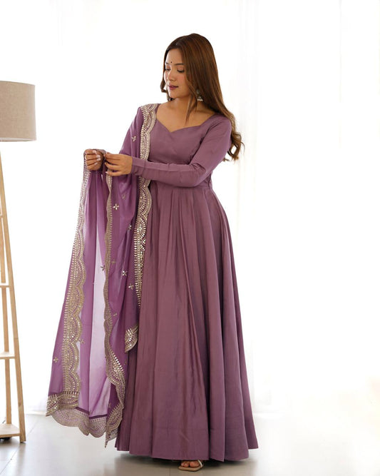 Plain mauve pink Anarkali with embroidered dupatta