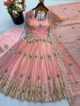 peach pink